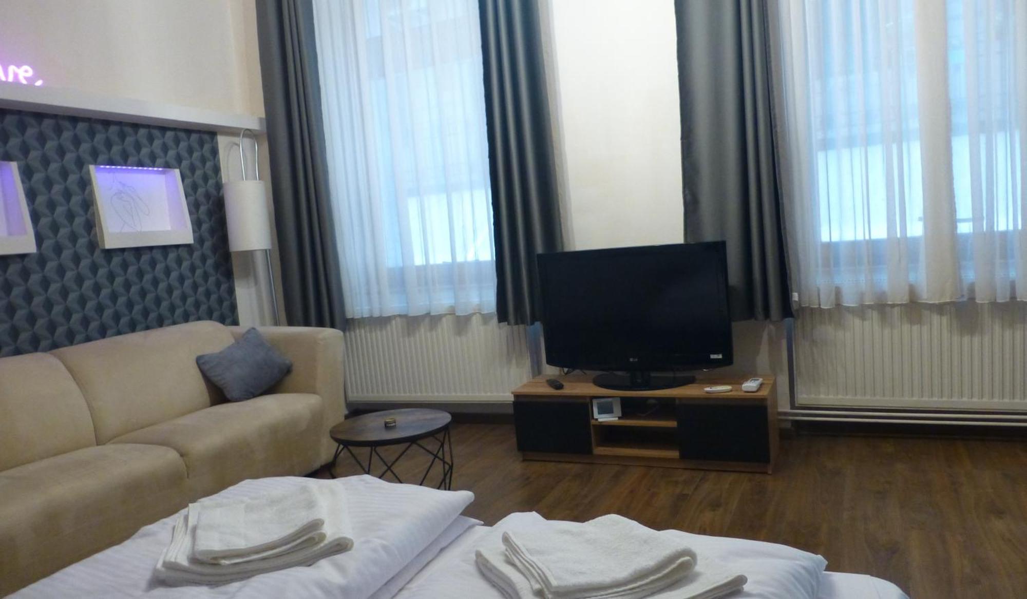 Silver55 Apartman Будапеща Екстериор снимка